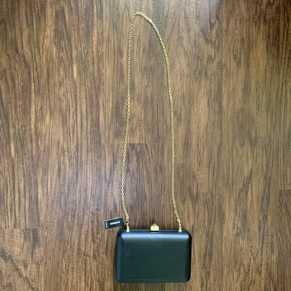 Express stud clasp clutch size - Picture 4 of 16